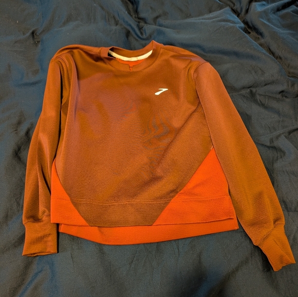 Brooks Tops - Brooks Cropped Sweatshirt in Maroon